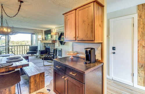 Sugar Mountain Condo | Families Welcome! Sugar Mtn Gem: Golf, Hike & Ski
