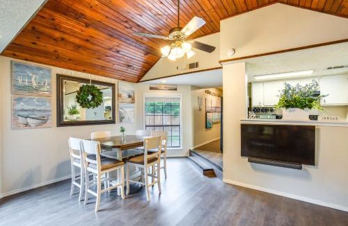 Lake Dallas House | Families Welcome! Texas Home Near Lewisville Lake