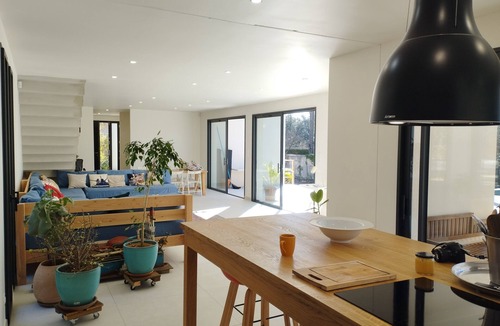 Assas Villa | Familly home with large pool and garden near Montpellier