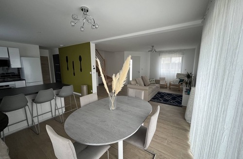 Bezannes House | Familly house close to the train station, Reims city…