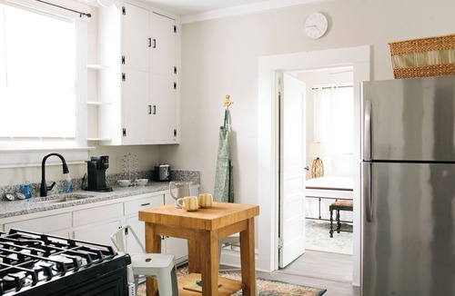 Montgomery Apartment | Family 3BR Retreat | King Beds & High-Speed WiFi