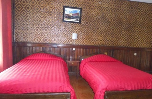 Klojen Bed & Breakfast | Family 4 pax at Lava Lodge