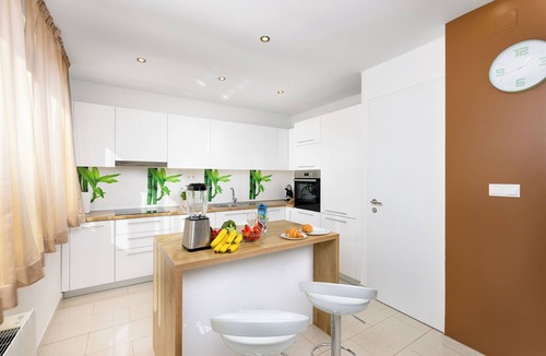 Kornic Villa | Family and child-friendly 5* villa with pool, games and fitness room
