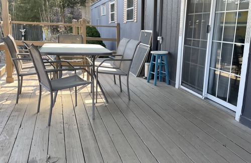 Camdenton Cottage | Family and Pet friendly lakefront with Dock