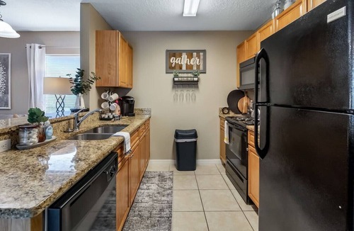Clermont Apartment | Family and Triathlete Friendly Downtown Suite 599