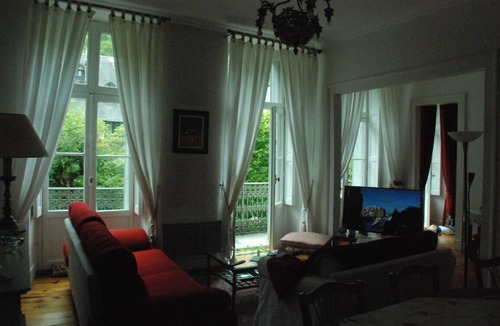 Bagneres-de-Luchon Apartment | Family apartment 5 ' walk from the Crémaillère Express and the thermal baths