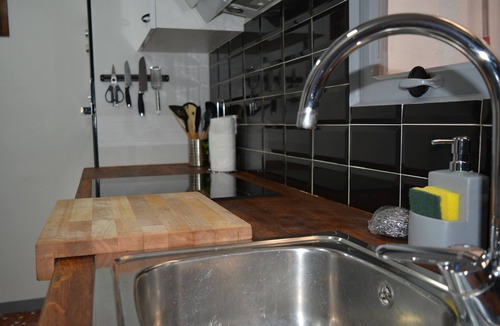 Campoamor Apartment | Family Apartment near ADDA | Breakfast Included | Sleeps 7
