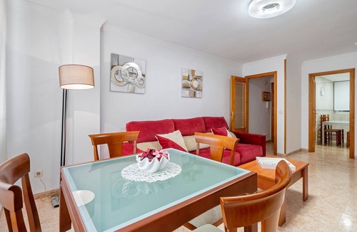 Costa Dorada Apartment | Family apartment 400m from beach and train