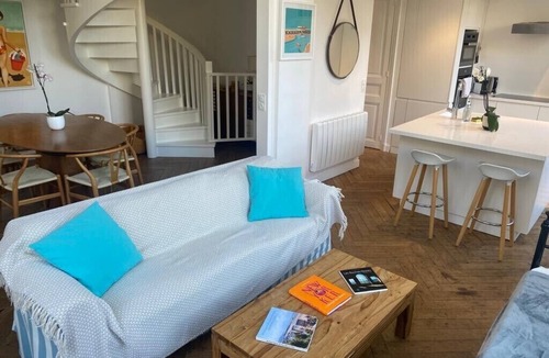 Trouville-sur-Mer Apartment | Family apartment by the beach