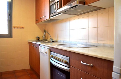 Calafat Apartment | Family Apartment with Pool and Balcony