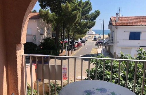 Plage d'Argeles Apartment | Family apartment with Racou center label