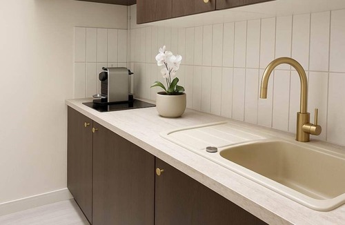 17th Arrondissement Apartment | Family apartment in Paris, close to attractions