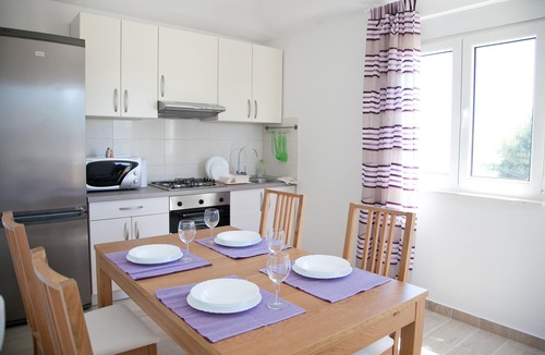 Okrug Gornji Apartment | Family apartment Medvid