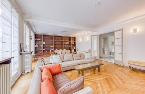 Porte-Dauphine Apartment | Family apartment near Eiffel Tower