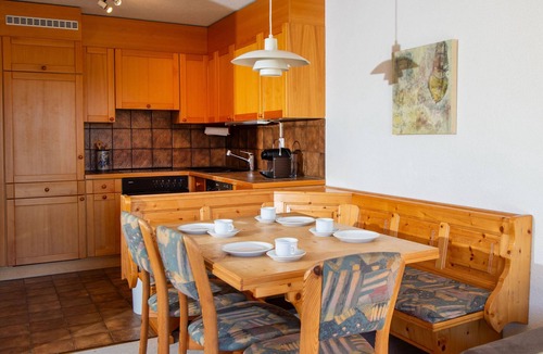 Lenz Apartment | Family apartment with garden and fireplace