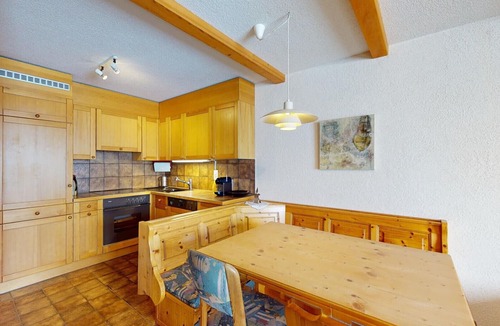 Lenz Apartment | Family apartment with garden and fireplace