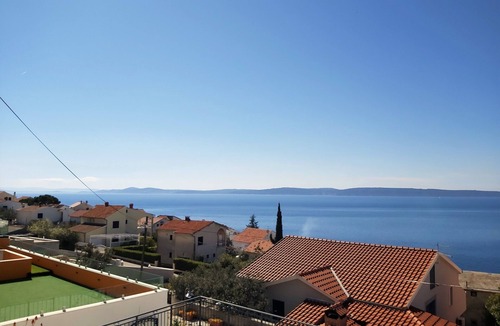 Okrug Gornji Apartment | Family apartment with sea view and Heated swimming pool a7