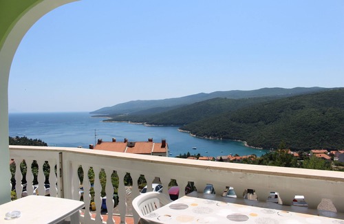 Rabac Apartment | Family Apartmet typ B 4-6 * (4-6 persons) , sea view, 1 st or 2nd floor