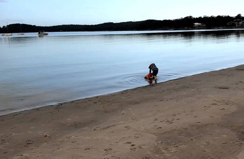 Tanilba Bay House | Family beach bunkhouse