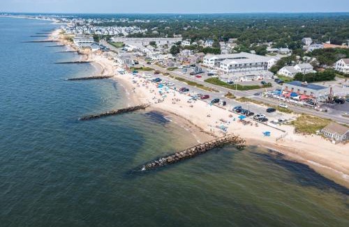 Dennis Port House | Family Beach Days: Dog-Friendly Cape Cod Condo