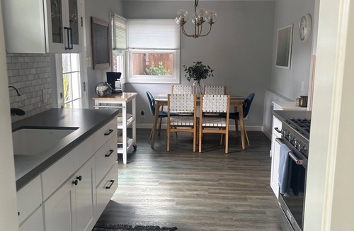 South Oceanside House | Family Beach home just 10 minutes to LEGOLAND® California- 3 minutes to BEACH