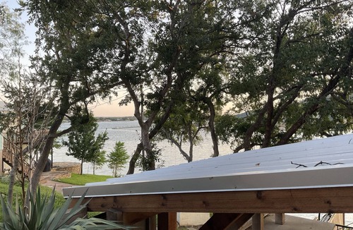 Graford Other | Family Bunkhouse 🚤 Option To Use Next Door Covered Boat Dock If Available 🚤