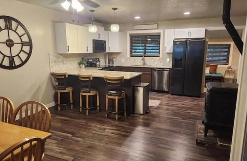 Wilson Cabin | Family Cabin on the River