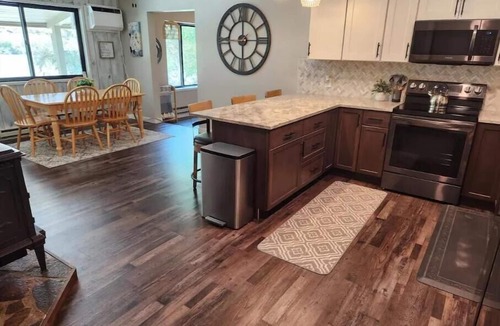 Wilson Cabin | Family Cabin on the River