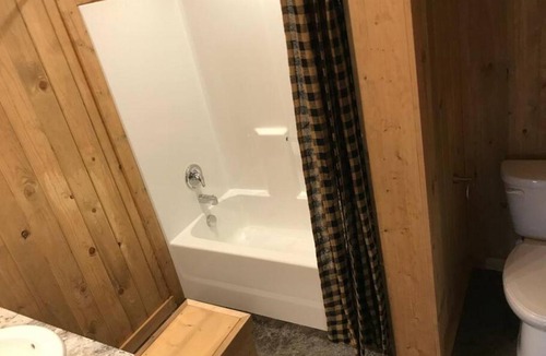 Island Park Ski Chalet | Family Cabin Unit 7