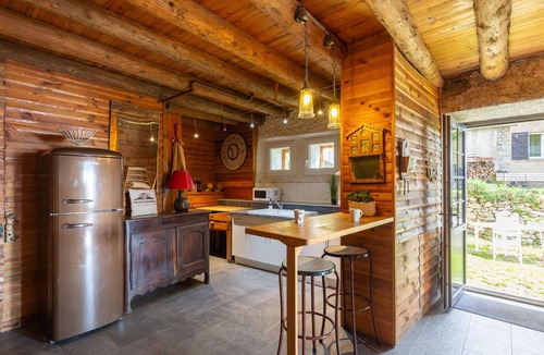 Saint-Lary-Soulan Apartment | Family Chalet in Saint-Lary-Soulan - 7 pers - Authentic & cozy