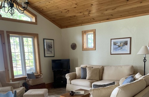 Dunsford Cottage | Family Compound - 3 Cottages on one Property