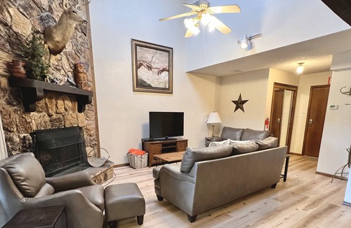 Ruidoso Condo | Family condo with private hot tub, extended deck, grill and AC.