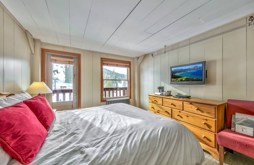 Sugar Bowl Resort Hotel | Family Connector Room