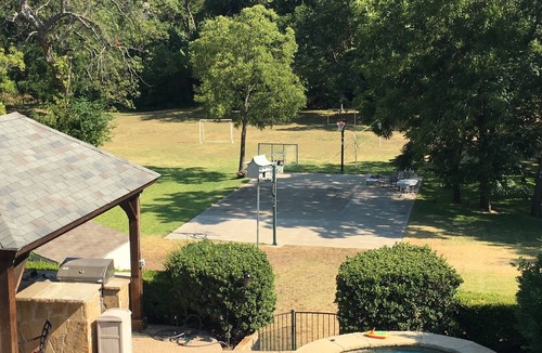 Coppell House | Family-Corporate Home on 1 Acre - 10 minutes from DFW Airport
