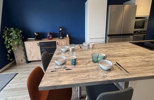 Bressolles Cottage | Family cottage in Bressolles with private pool and pets allowed