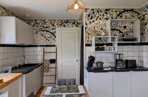 Hericourt Cottage | Family cottage in Héricourt with garden and parking near Belfort, 3 bedrooms