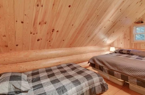 Trois-Rives Ski Chalet | Family cottage in nature with access to the river!