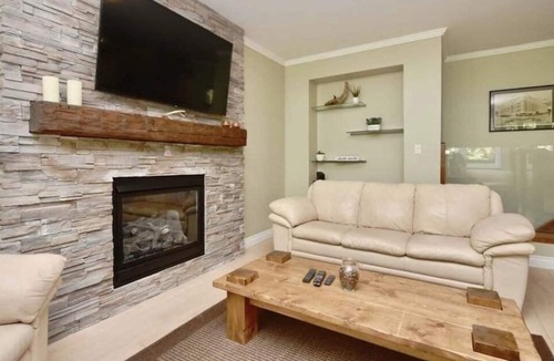 Tiny Cottage | Family Cottage in the middle of the forest just 10 min walk to the beach!