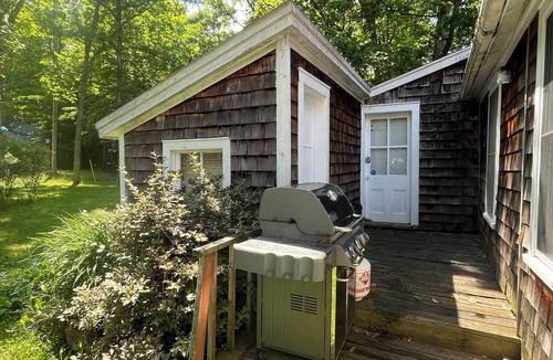 Athens Cottage | Family Cottage on Private Island