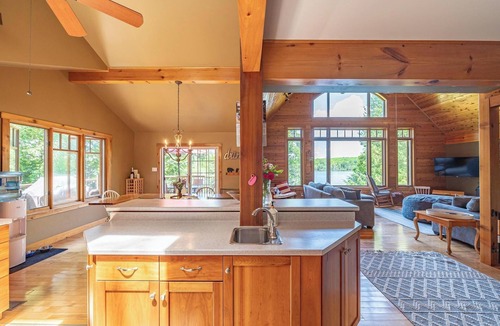 North Kawartha Cottage | Family cottage private beach, volleyball, fire pit