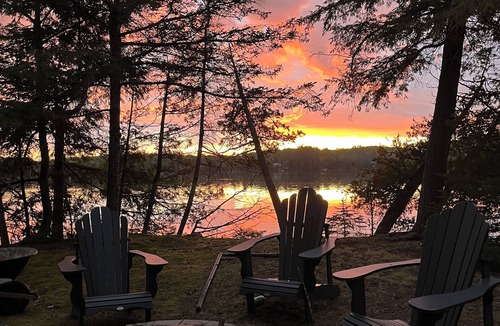 North Kawartha Cottage | Family cottage private beach, volleyball, fire pit