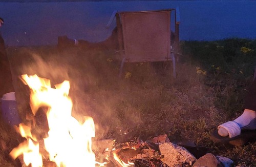 Grand Bend Cottage | Family cottage w/AC &firepit- Steps from Grand Bend's Main Beach