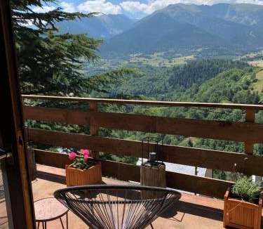 Sauto Ski Chalet | Family Cottage with a View