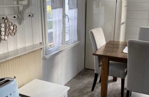 Yport House | Family cottage with garden 200 metres from the beach