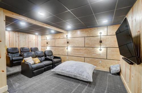 Celina House | Family-Favorite Cabin with Private Seasonal Pool and Movie Theater