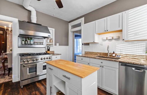 Crafton House | Family-Focused Victorian In Quiet Area, Pets OK, Yard & Parking