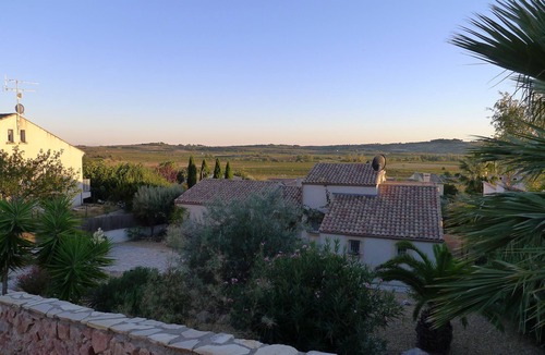 Saint-Genies-de-Fontedit Villa | Family Villa with Private Pool, sleeping 8 with 4 bedrooms and 3 bathrooms
