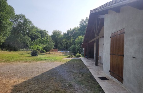 Saint-Germain-dEsteuil House | Family home on large plot with private pool