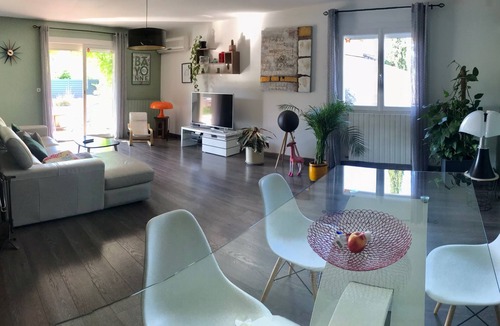 Saint-Paul-et-Valmalle House | Family villa near Montpellier, sleeps 6, with swimming pool