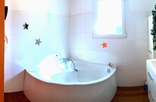 Saint-Paul-et-Valmalle House | Family villa near Montpellier, sleeps 6, with swimming pool